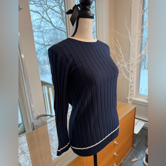 Brooks Brothers Sweaters - Classic Brooks Brothers Navy Sweater with White Trim